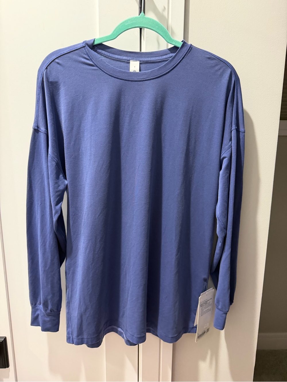 Lululemon NWT EasySet Relaxed Long Sleeve *Wash Size 8